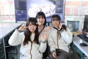 埼玉歯科技工士専門学校_CADCAM2