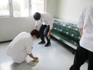 埼玉歯科技工士専門学校ブログ_2025年7月_大掃除2